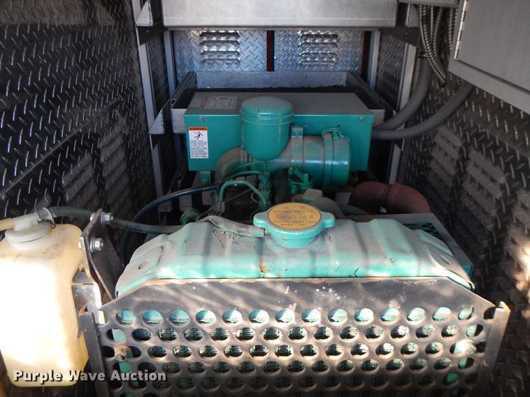 image for item DF1938 1993 International 4700 fire truck