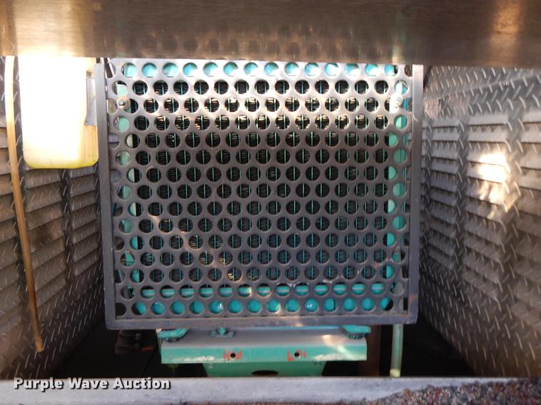 image for item DF1938 1993 International 4700 fire truck