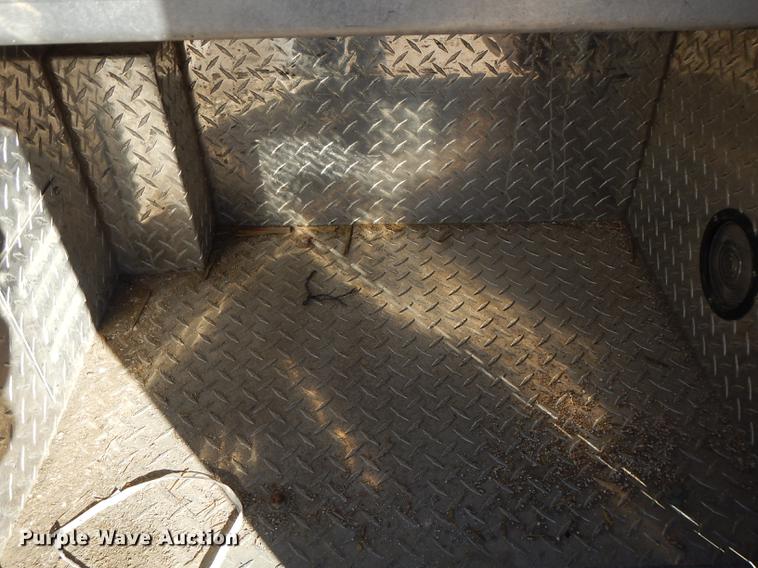 image for item DF1938 1993 International 4700 fire truck