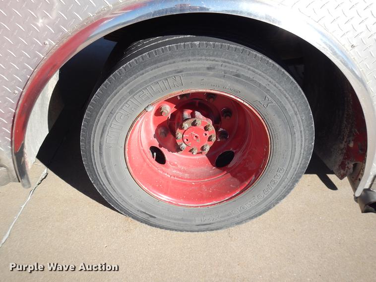 image for item DF1938 1993 International 4700 fire truck