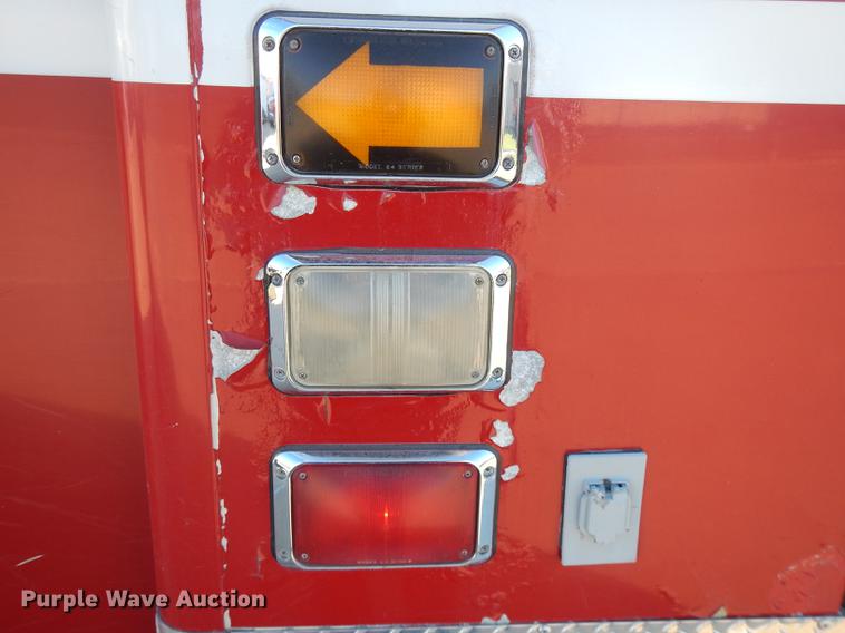 image for item DF1938 1993 International 4700 fire truck