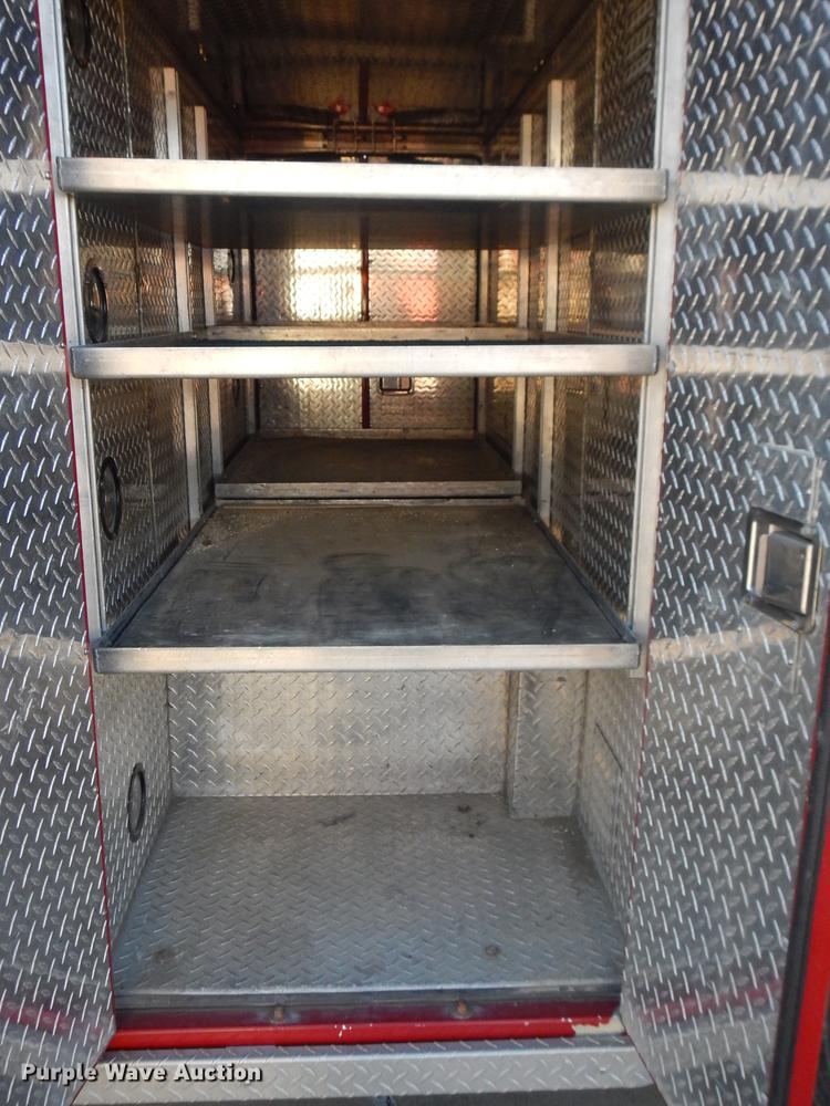 image for item DF1938 1993 International 4700 fire truck