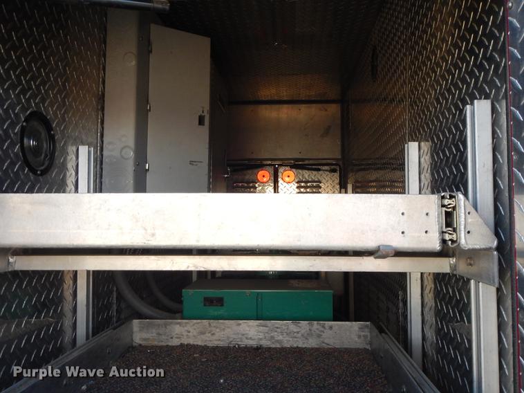 image for item DF1938 1993 International 4700 fire truck