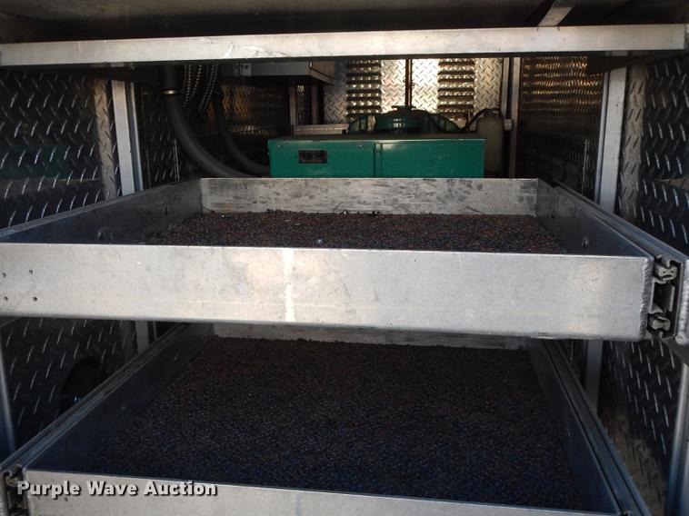 image for item DF1938 1993 International 4700 fire truck