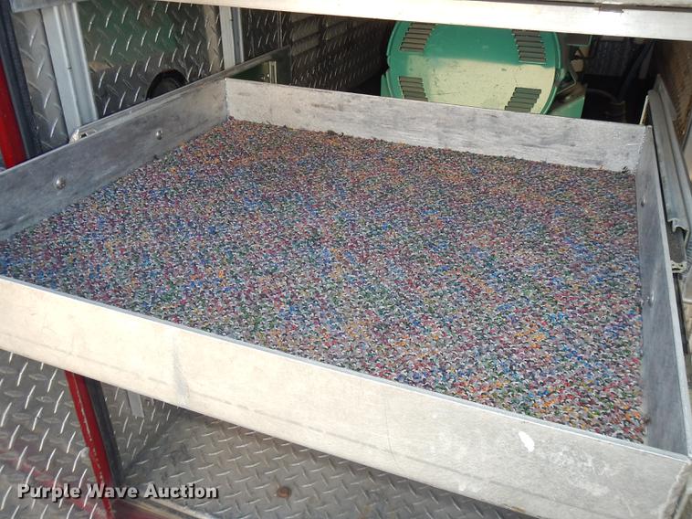 image for item DF1938 1993 International 4700 fire truck