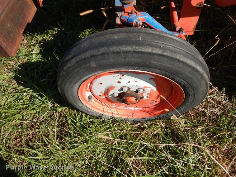 image for item DF1946 Ford 1510 tractor