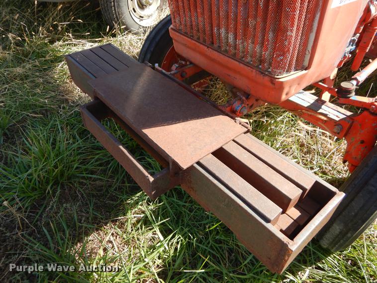 image for item DF1946 Ford 1510 tractor