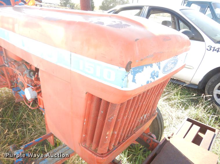 image for item DF1946 Ford 1510 tractor