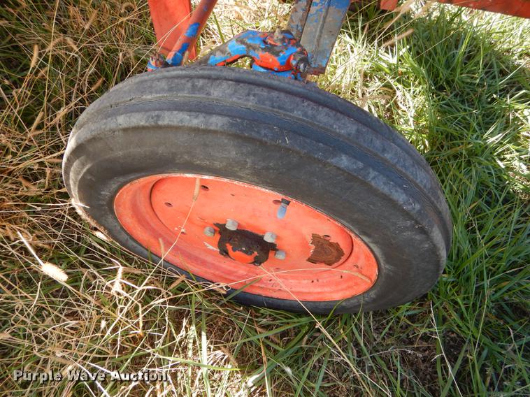 image for item DF1946 Ford 1510 tractor