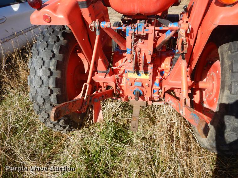 image for item DF1946 Ford 1510 tractor