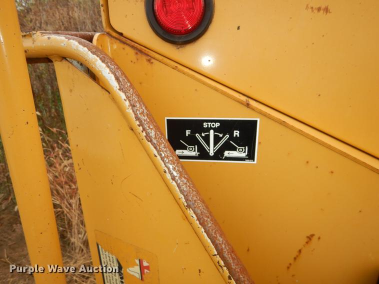 image for item DF1986 2003 Vermeer BC1000XC wood chipper