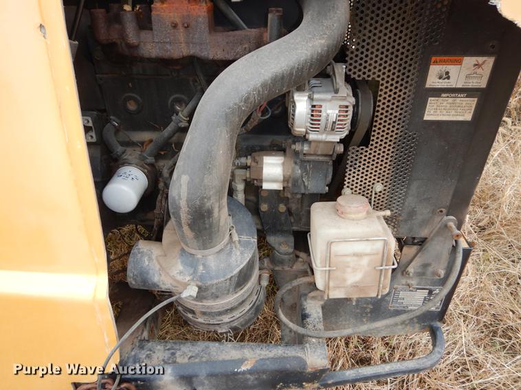 image for item DF1986 2003 Vermeer BC1000XC wood chipper