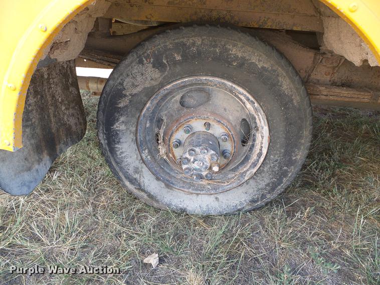 image for item DF2767 2001 Chevrolet Express 3500 Cargo school bus