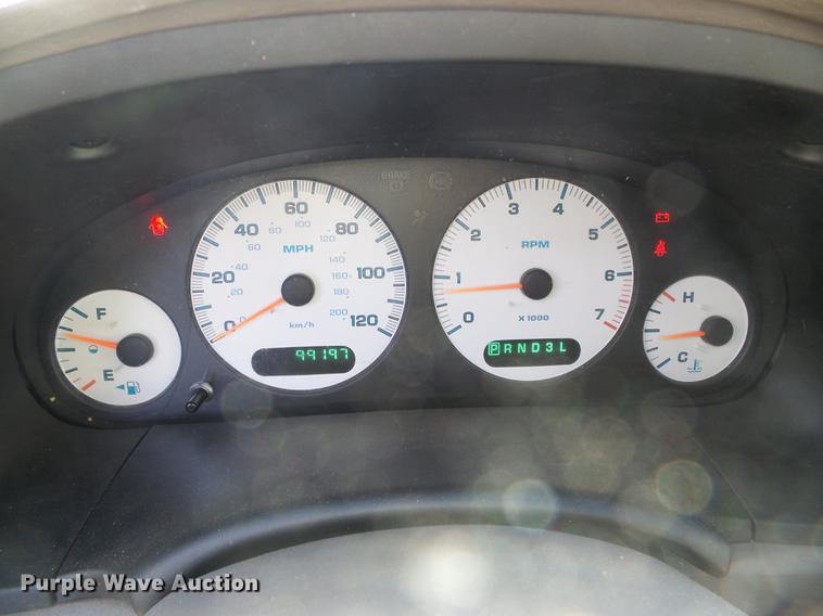 image for item DF2813 2001 Dodge Caravan SE van