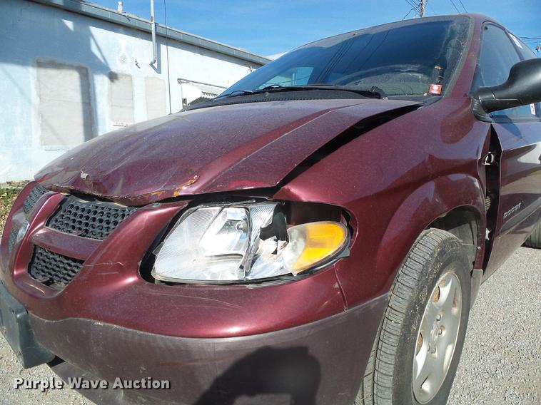 image for item DF2813 2001 Dodge Caravan SE van