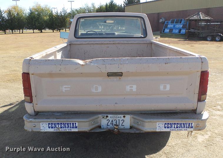 image for item DF2814 1981 Ford F150 Custom pickup truck