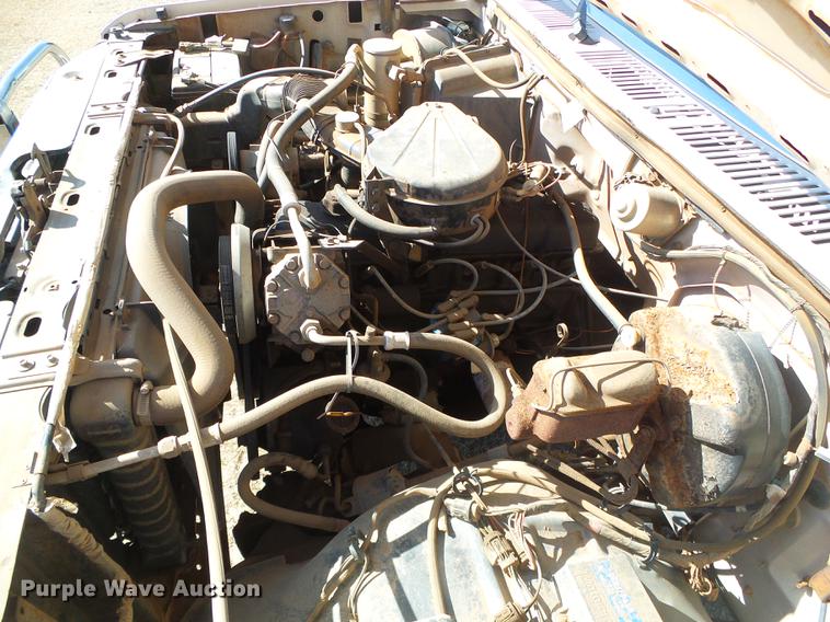 image for item DF2814 1981 Ford F150 Custom pickup truck