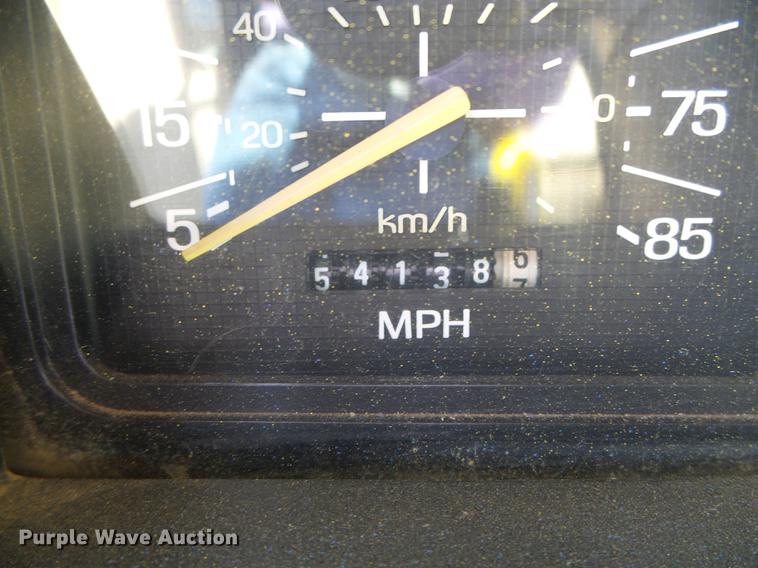 image for item DF2814 1981 Ford F150 Custom pickup truck