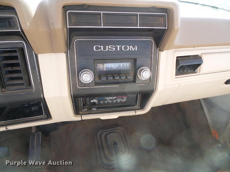 image for item DF2814 1981 Ford F150 Custom pickup truck