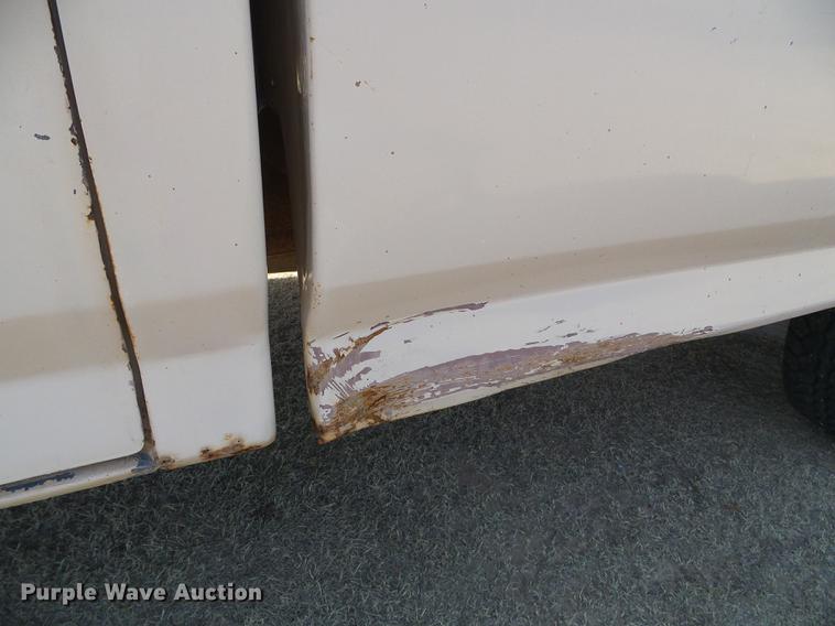 image for item DF2814 1981 Ford F150 Custom pickup truck