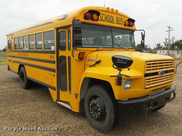 image for item DF2815 1993 Ford B700 Blue Bird school bus