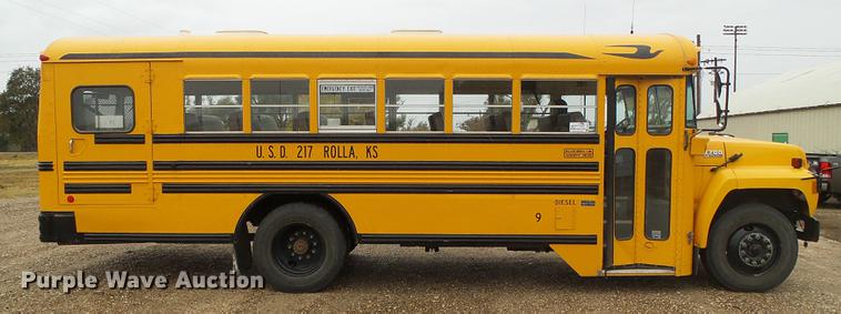 image for item DF2815 1993 Ford B700 Blue Bird school bus
