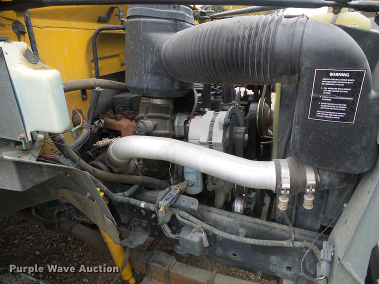 image for item DF2815 1993 Ford B700 Blue Bird school bus