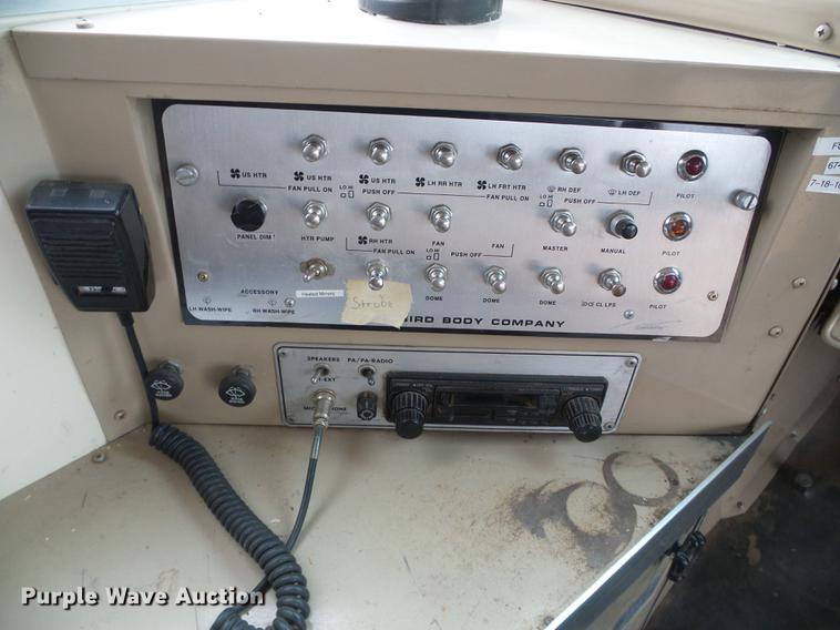 image for item DF2815 1993 Ford B700 Blue Bird school bus