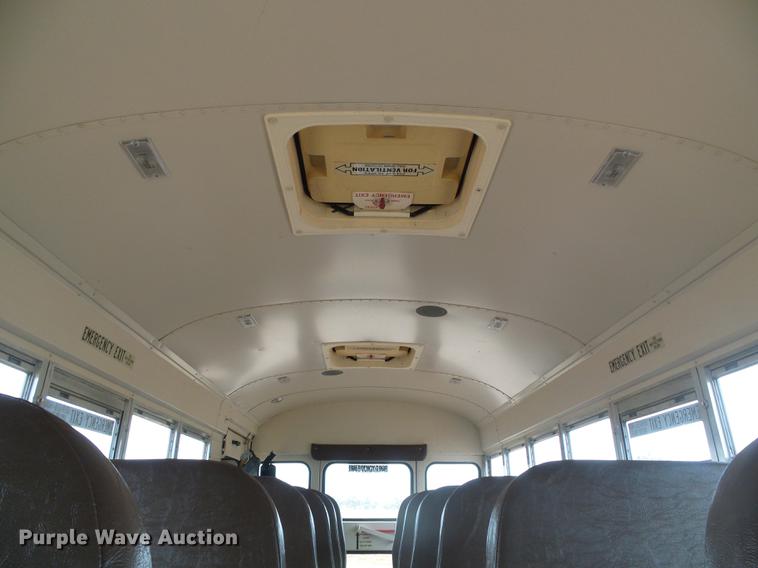 image for item DF2815 1993 Ford B700 Blue Bird school bus