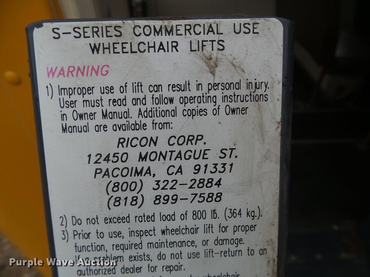 image for item DF2815 1993 Ford B700 Blue Bird school bus