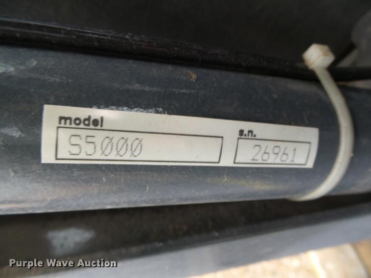 image for item DF2815 1993 Ford B700 Blue Bird school bus