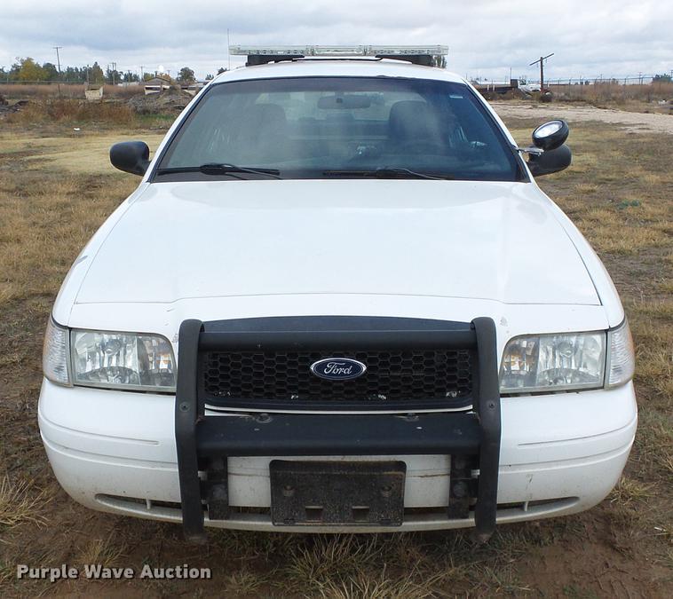 image for item DF2817 2007 Ford Crown Victoria Police Interceptor