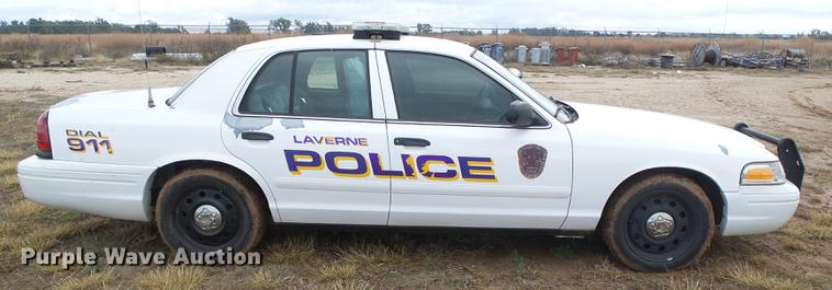 image for item DF2817 2007 Ford Crown Victoria Police Interceptor