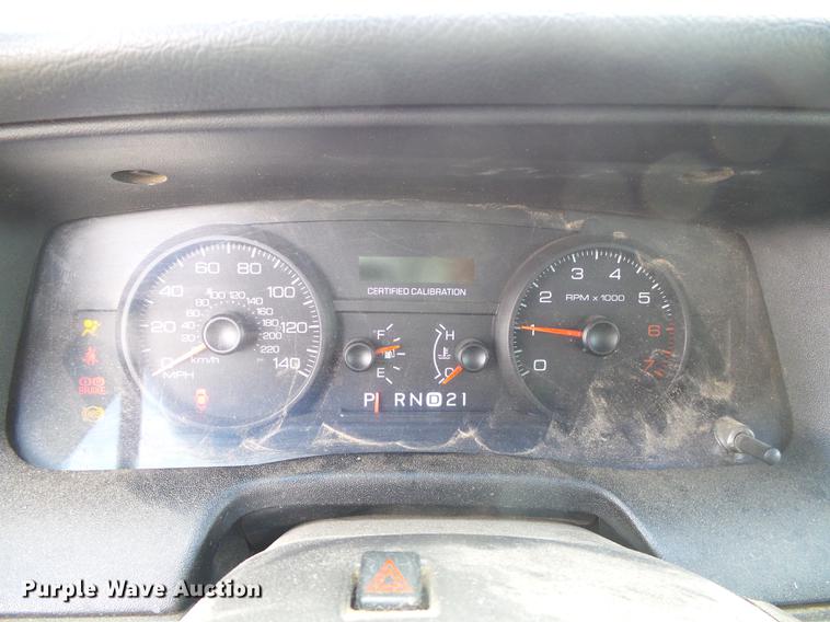 image for item DF2817 2007 Ford Crown Victoria Police Interceptor