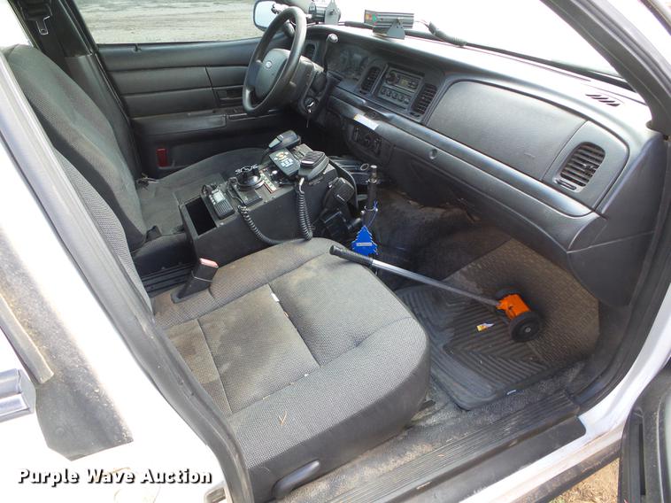 image for item DF2817 2007 Ford Crown Victoria Police Interceptor