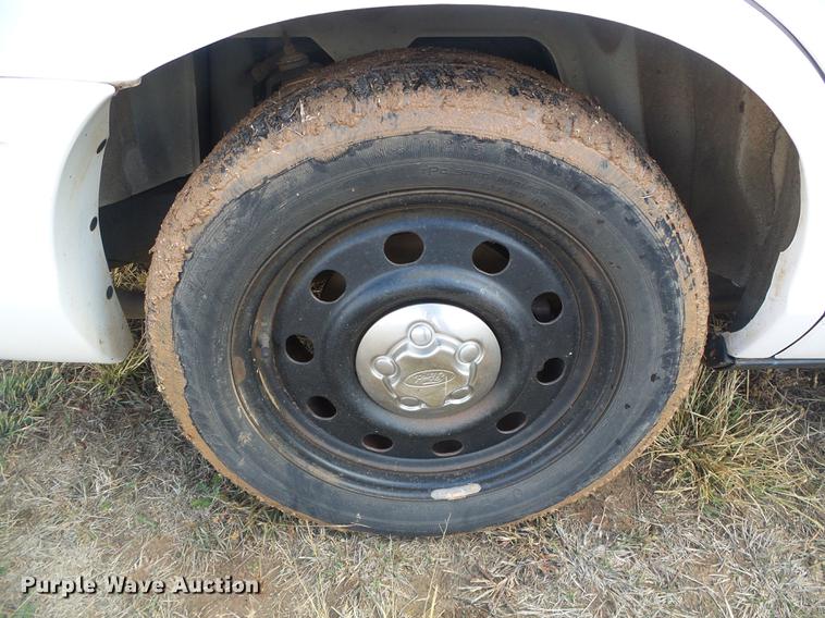 image for item DF2817 2007 Ford Crown Victoria Police Interceptor