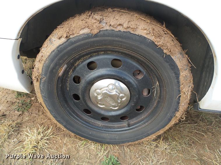 image for item DF2817 2007 Ford Crown Victoria Police Interceptor