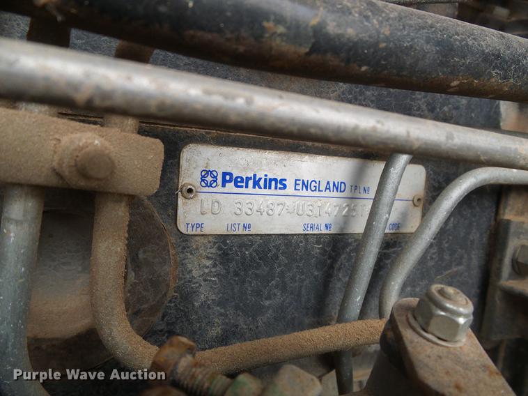 image for item DF2819 Wood Chuck 236D Hy/Roller wood chipper