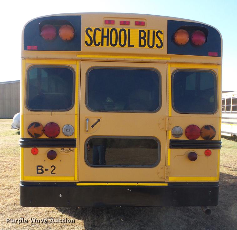 image for item DF2820 2007 Chevrolet Express 3500 Blue Bird school bus
