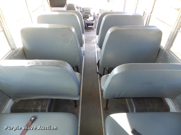 image for item DF2820 2007 Chevrolet Express 3500 Blue Bird school bus