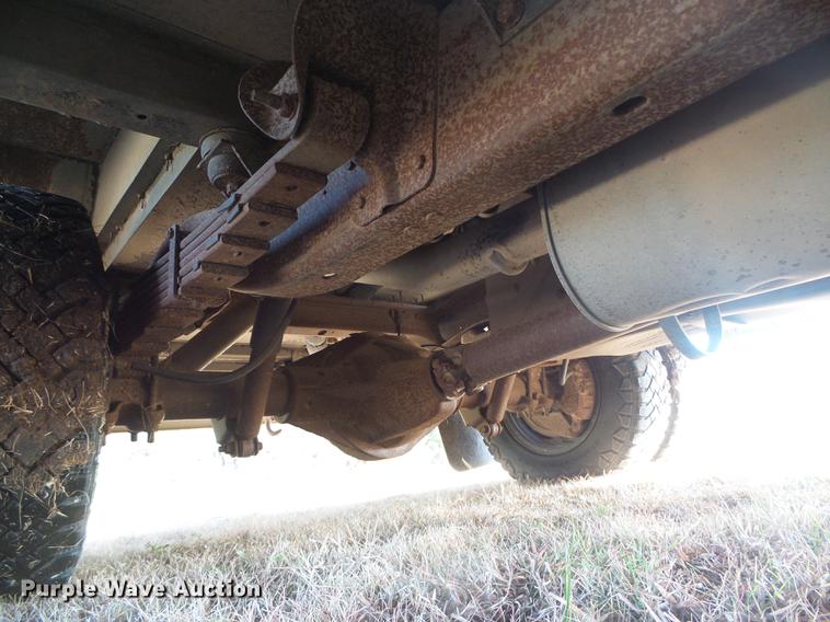 image for item DF2820 2007 Chevrolet Express 3500 Blue Bird school bus