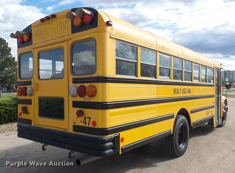 image for item DF2824 2002 International school bus