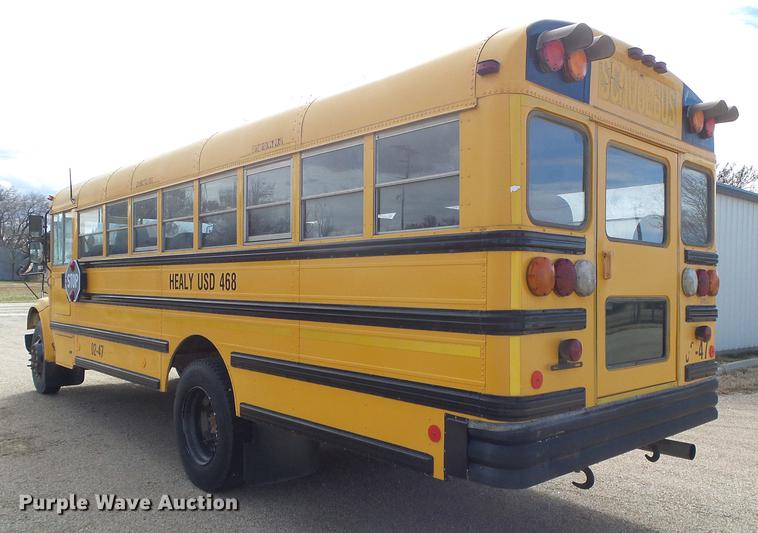 image for item DF2824 2002 International school bus