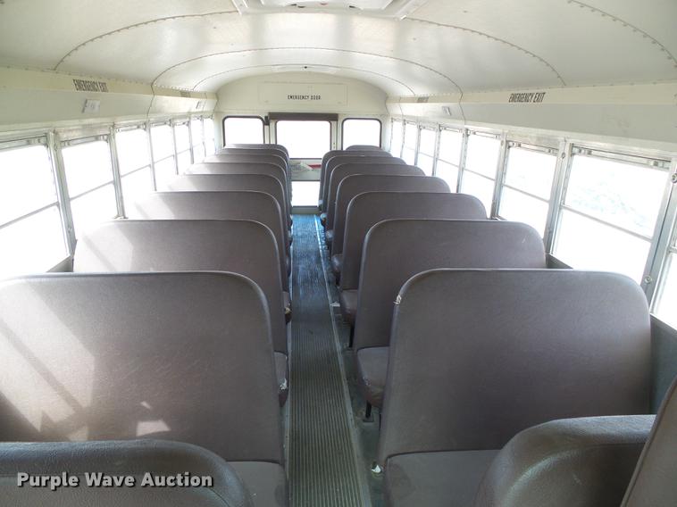 image for item DF2824 2002 International school bus