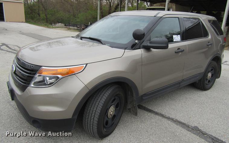 image for item DF3883 2013 Ford Explorer Police Interceptor SUV