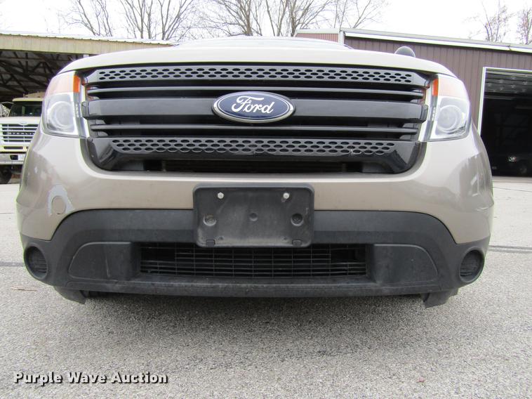 image for item DF3883 2013 Ford Explorer Police Interceptor SUV