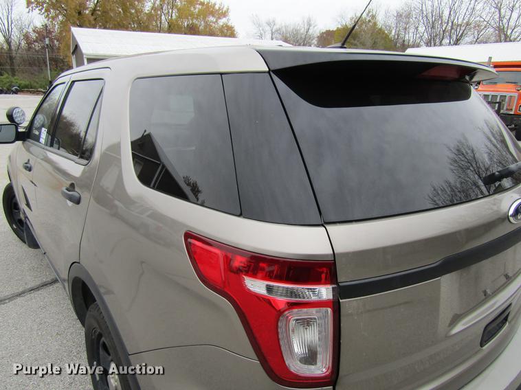 image for item DF3883 2013 Ford Explorer Police Interceptor SUV