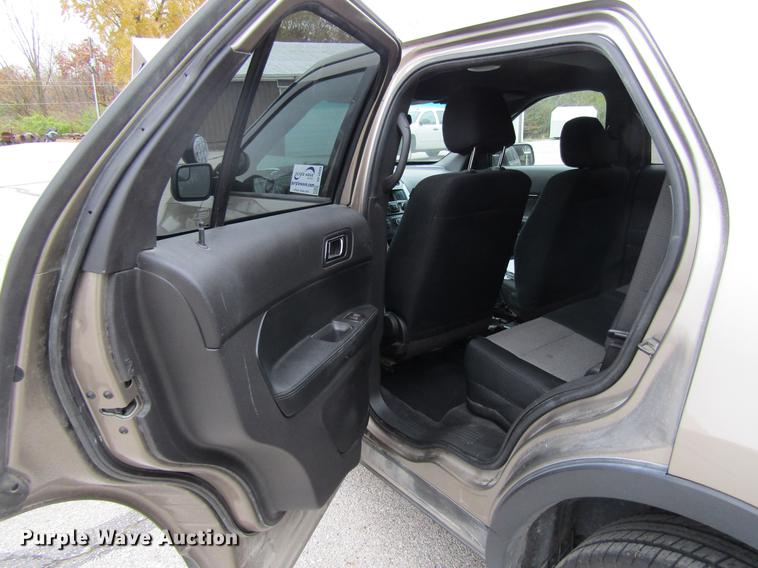 image for item DF3883 2013 Ford Explorer Police Interceptor SUV