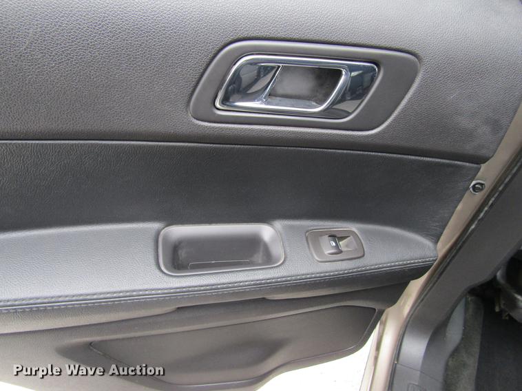 image for item DF3883 2013 Ford Explorer Police Interceptor SUV