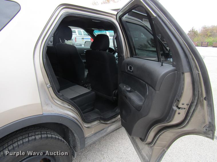 image for item DF3883 2013 Ford Explorer Police Interceptor SUV